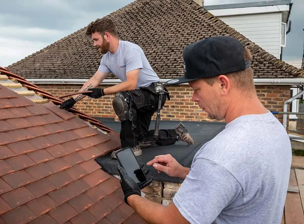 Home 12 Professional Roofing Contractors in Stafford